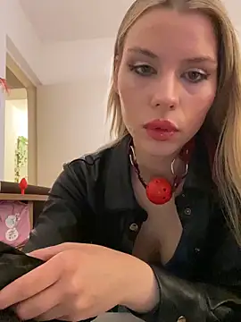 KittyKatyDream online show from March 28, 2026, 5:01 pm