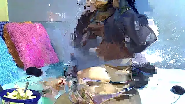 sweetchocolate9 online show from May 27, 2026, 7:22 pm