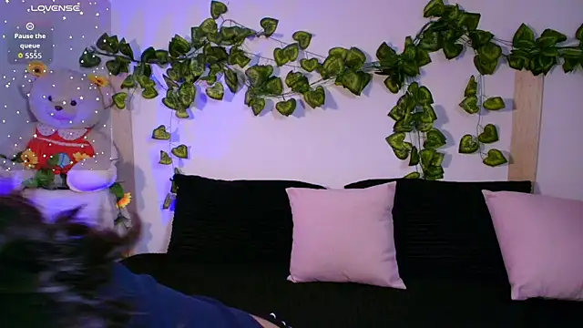Snapshot of tati_cardenas chatting on February 7, 2026, 5:00 am tati cardenas online show from February 7, 2026, 5:00 am