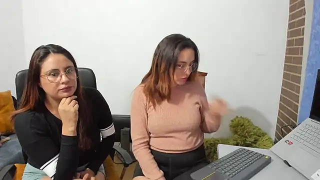  girls on fire  online show from March 6, 2025, 2:30 am