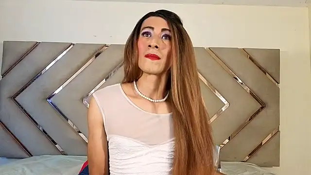 Raven foxter1 online show from September 14, 2025, 5:45 pm