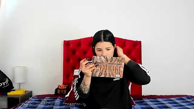 aliice walker  online show from December 14, 2024, 12:44 pm