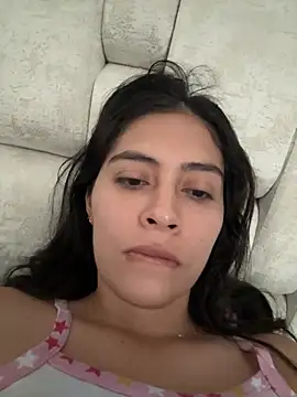 Snapshot of Sophie__Foxxx chatting on October 25, 2025, 3:40 pm Sophie Foxxx online show from October 25, 2025, 3:40 pm