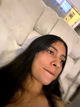 Snapshot of Sophie__Foxxx chatting on October 29, 2025, 12:24 am Sophie Foxxx online show from October 29, 2025, 12:24 am