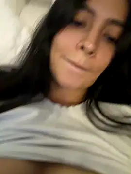 Snapshot of Sophie__Foxxx chatting on October 31, 2025, 12:33 am Sophie Foxxx online show from October 31, 2025, 12:33 am