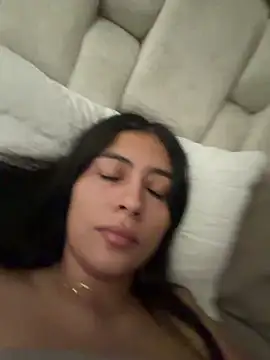 Snapshot of Sophie__Foxxx chatting on November 1, 2025, 5:15 pm Sophie Foxxx online show from November 1, 2025, 5:15 pm