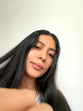 Snapshot of Sophie__Foxxx chatting on November 6, 2025, 4:19 pm Sophie Foxxx online show from November 6, 2025, 4:19 pm