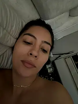 Snapshot of Sophie__Foxxx chatting on November 19, 2025, 12:27 pm Sophie Foxxx online show from November 19, 2025, 12:27 pm