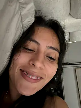 Snapshot of Sophie__Foxxx chatting on November 21, 2025, 1:10 pm Sophie Foxxx online show from November 21, 2025, 1:10 pm