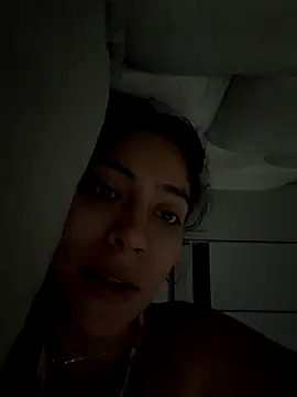 Snapshot of Sophie__Foxxx chatting on December 2, 2025, 11:04 am Sophie Foxxx online show from December 2, 2025, 11:04 am