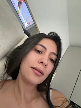 Snapshot of Sophie__Foxxx chatting on February 26, 2026, 5:34 pm Sophie Foxxx online show from February 26, 2026, 5:34 pm