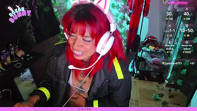 Roxanbunny1 online show from February 9, 2025, 5:29 am