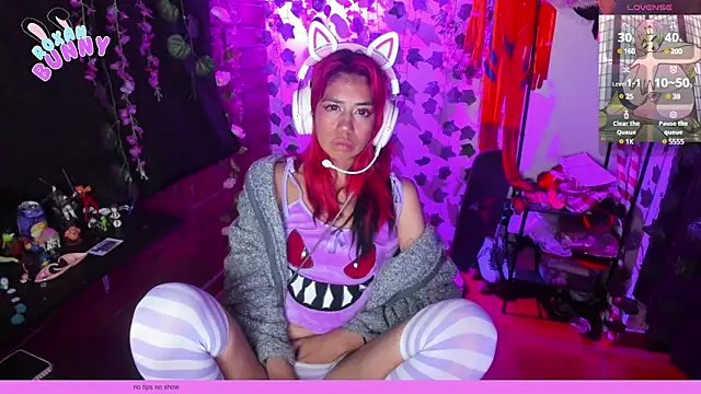 Roxanbunny1 online show from February 19, 2025, 5:38 am