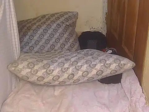 Snapshot of Pretty_hazel chatting on December 14, 2025, 9:14 am Pretty hazel online show from December 14, 2025, 9:14 am