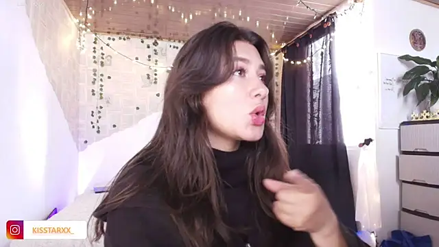 Snapshot of kisstarxxx chatting on November 7, 2025, 7:36 pm kisstarxxx online show from November 7, 2025, 7:36 pm