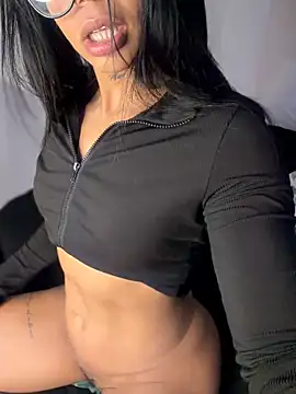 Charly  online show from April 3, 2026, 2:59 pm