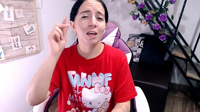 samantha baby  online show from April 8, 2026, 6:19 pm