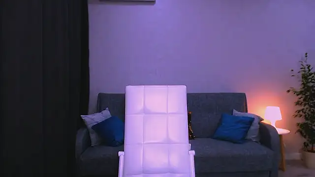 Snapshot of LesleySweet chatting on February 6, 2026, 3:37 pm LesleySweet online show from February 6, 2026, 3:37 pm