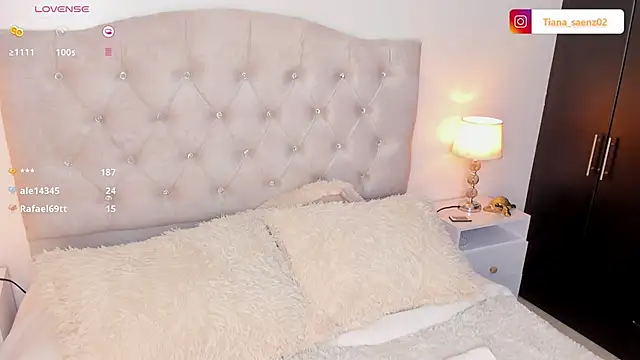 Tiana saenz online show from March 7, 2025, 2:36 am