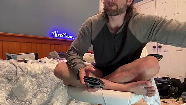 alexmannd online show from February 28, 2025, 4:21 am