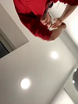 Danii0790 online show from September 29, 2025, 3:55 am