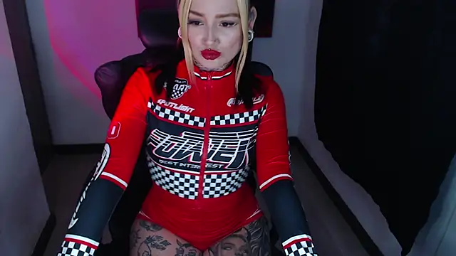 Anaii Gomez online show from January 6, 2025, 5:59 pm