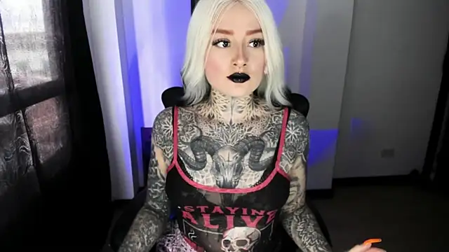 Anaii Gomez online show from September 16, 2025, 7:15 pm