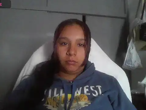 Charis 21 online show from May 26, 2026, 4:03 pm