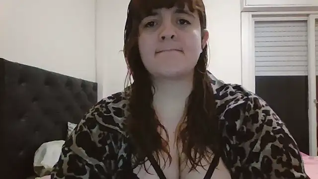 Bombon ok online show from November 2, 2025, 4:37 am