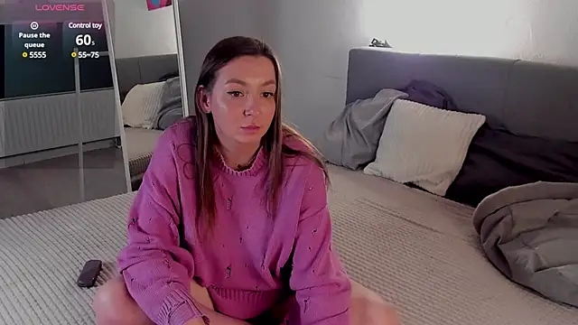 Snapshot of LirikaXox chatting on February 24, 2025, 7:52 pm LirikaXox online show from February 24, 2025, 7:52 pm