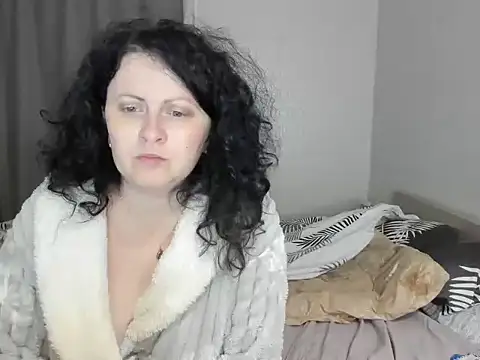 Lillian2 online show from September 28, 2025, 2:50 am