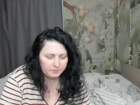 Snapshot of Lillian2 chatting on March 27, 2026, 8:26 am Lillian2 online show from March 27, 2026, 8:26 am