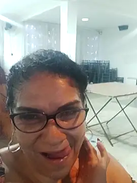 Delicy1 online show from September 14, 2025, 4:55 am