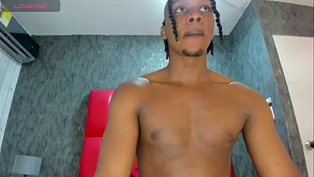 DominicSccott online show from May 17, 2026, 12:34 pm