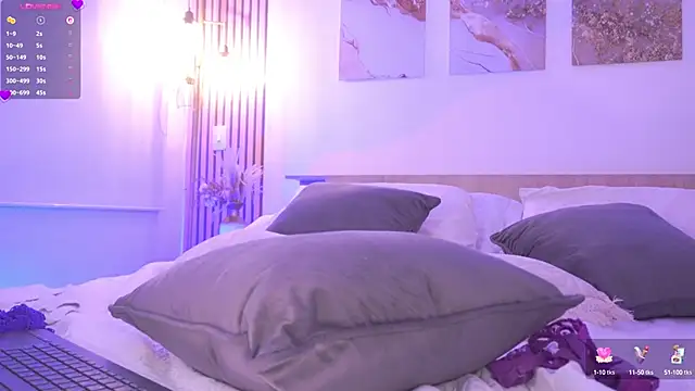 LillyThompson online show from February 19, 2025, 4:23 am