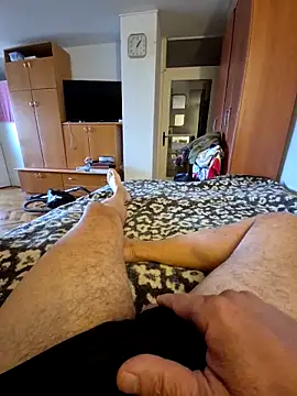 mohton online show from October 25, 2025, 11:07 am