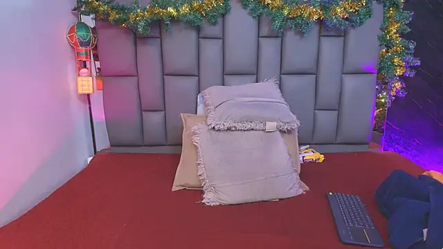  MiaBrown  online show from November 29, 2025, 12:08 pm