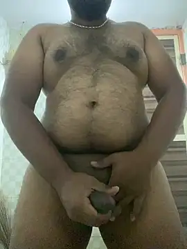 Snapshot of Honeydick7 chatting on March 19, 2025, 4:36 am Honeydick7 online show from March 19, 2025, 4:36 am