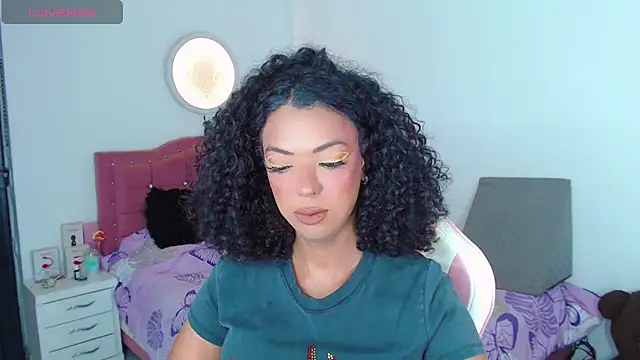 Tanedra collings online show from July 15, 2026, 1:22 am