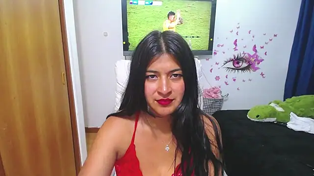 Yunhot  online show from November 16, 2025, 1:55 am