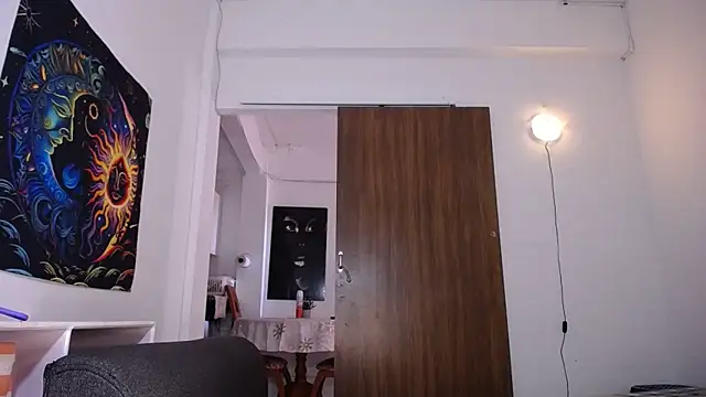 yselahot online show from March 21, 2026, 4:10 pm