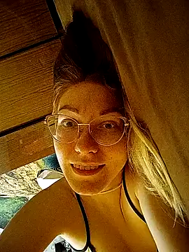 Snapshot of _Sweet_Love_ chatting on December 1, 2024, 10:32 pm  Sweet Love  online show from December 1, 2024, 10:32 pm