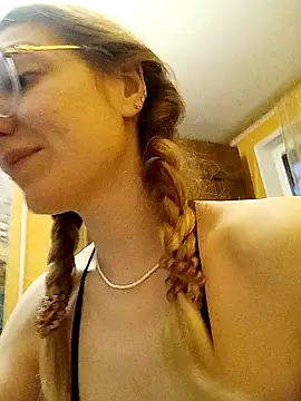 Snapshot of _Sweet_Love_ chatting on January 27, 2025, 2:13 pm  Sweet Love  online show from January 27, 2025, 2:13 pm