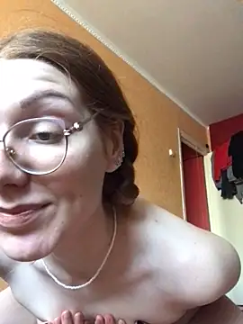 Snapshot of _Sweet_Love_ chatting on February 7, 2025, 11:45 am  Sweet Love  online show from February 7, 2025, 11:45 am