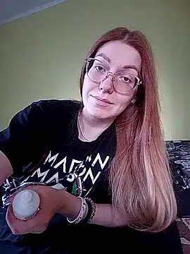 Snapshot of _Sweet_Love_ chatting on March 19, 2025, 3:29 pm  Sweet Love  online show from March 19, 2025, 3:29 pm