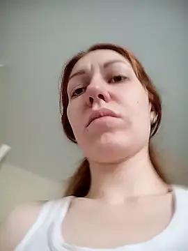  Sweet Love  online show from November 5, 2025, 11:32 am