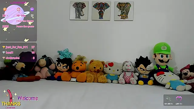 Amy jones77 online show from March 4, 2025, 9:54 pm