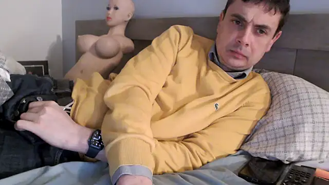 freddy0222222 online show from January 27, 2025, 5:15 pm