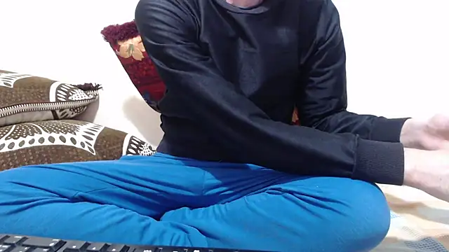 Alexdelarge323 online show from March 17, 2026, 1:47 pm