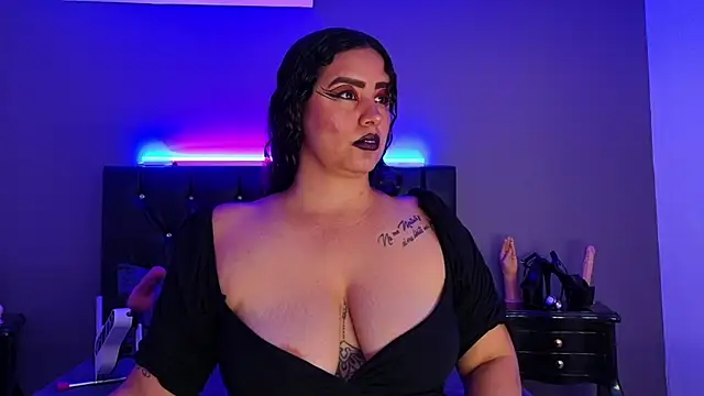 MariaGaitan online show from March 8, 2026, 6:01 pm